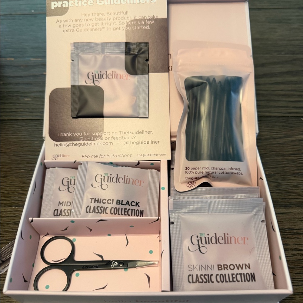 Eyeliner Set - Black and Brown Guideliner